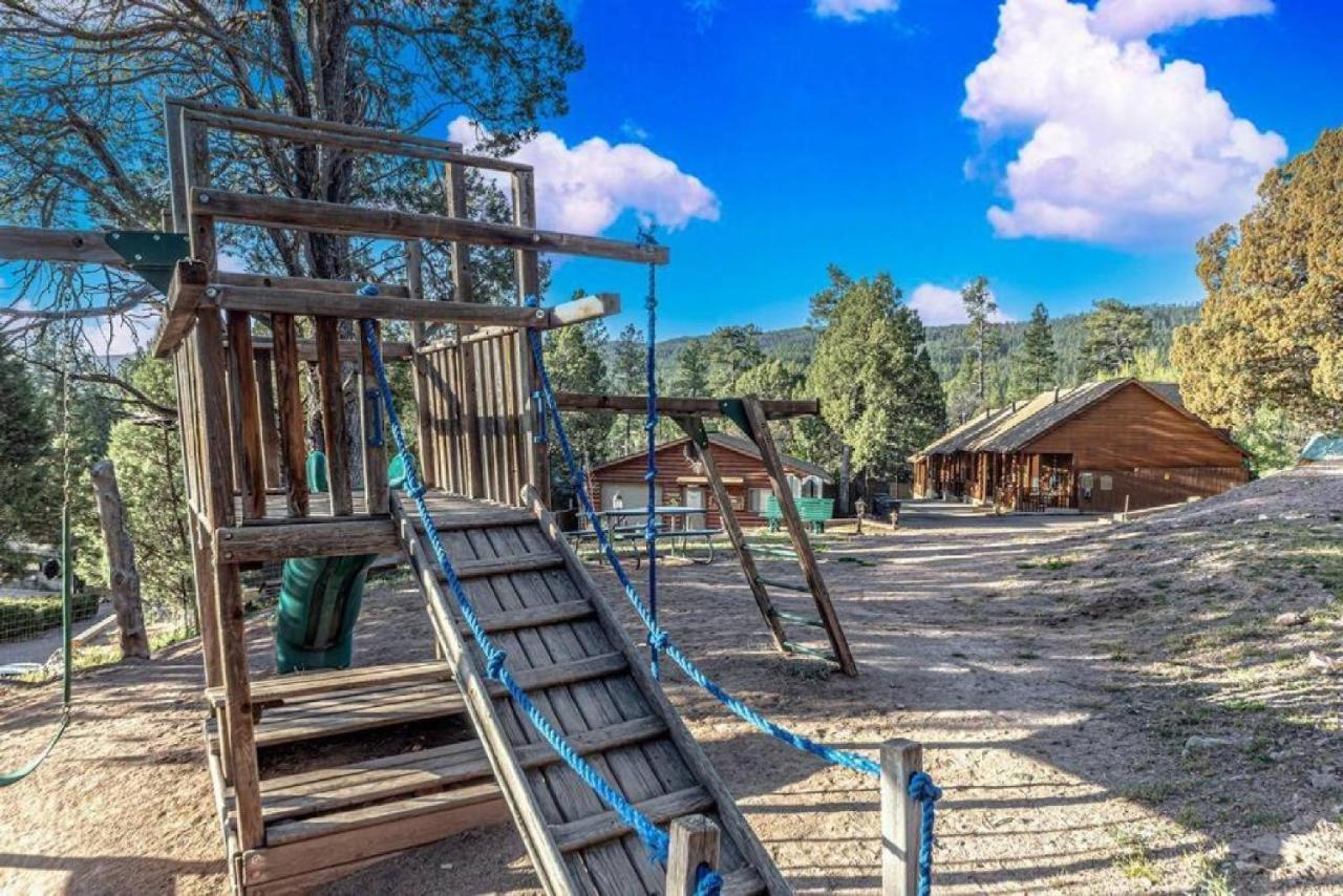 Cabin #3 Rainbow Trout - Pet Friendly- Sleeps 6 - Playground & Game Room Payson Bagian luar foto